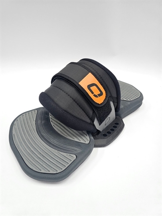 Ozone Kiteboard Strap single adjustment and Pad V3  front